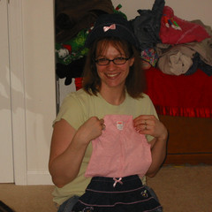 Momma Thinks She Looks Good.JPG