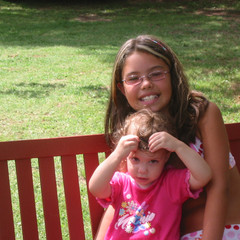 Ana and Zoe.jpg