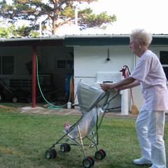 Oma Pushing Aeryn.JPG