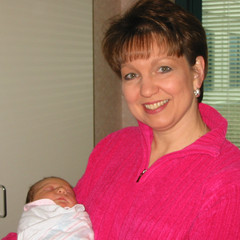Grandma and Aeryn.jpg